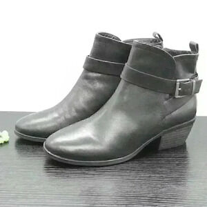 Vince Camuto Peamer Women's Black Leather Boots